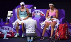 Бабош и Младенович победили в парном разряде на Итоговом турнире WTA